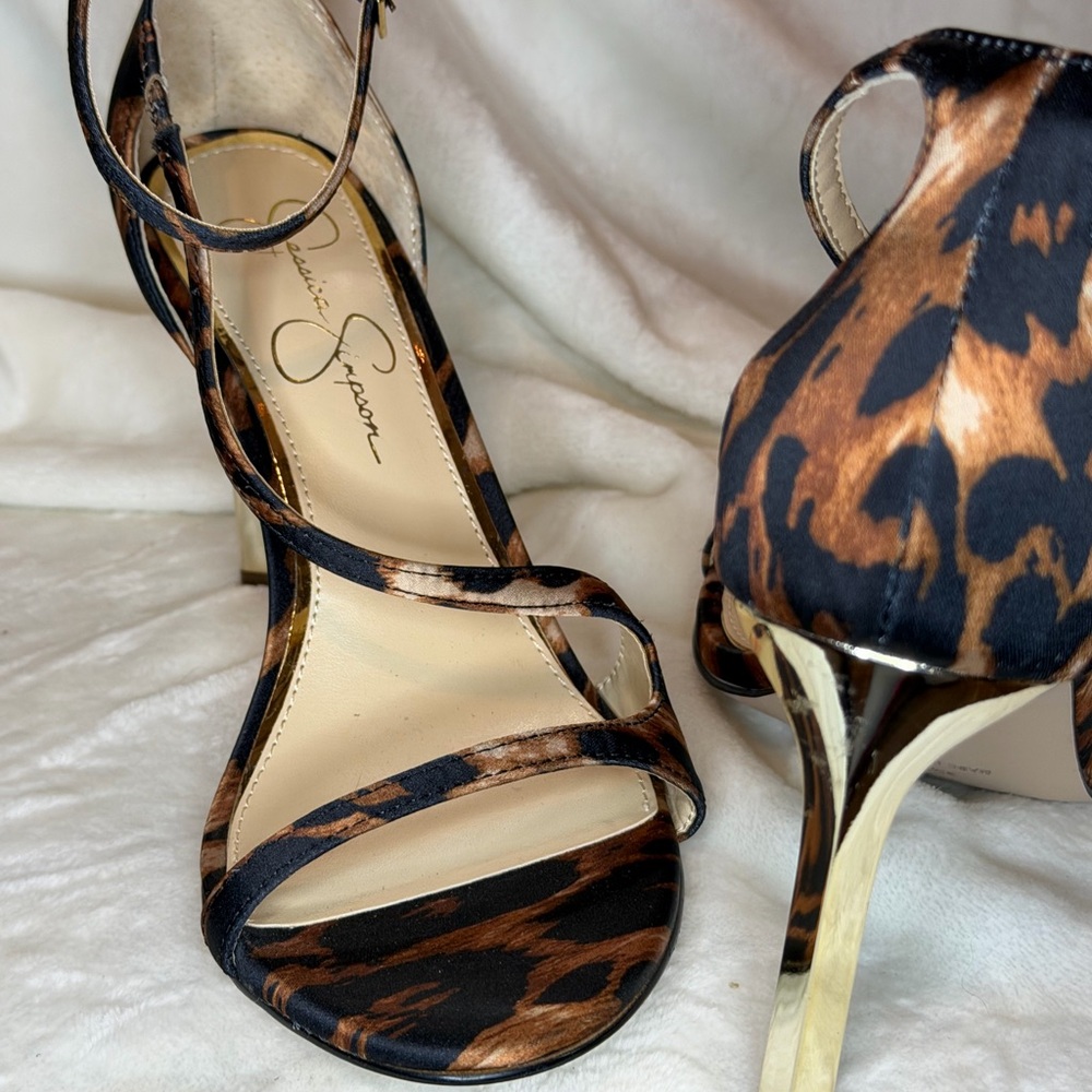 Jessica Simpson Qamille Leopard Print Strappy Stiletto Heels size 8 new - Picture 9 of 15